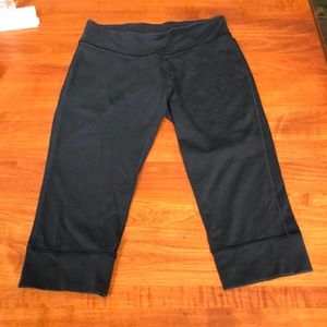 Women's Black Capri Pants
